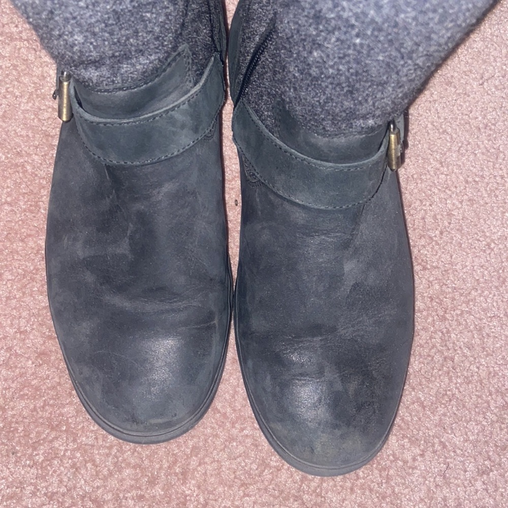 Waterproof Ugg Boots - image 5